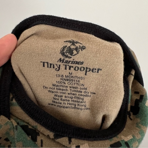 Marine’s Tiny Trooper USMC Baby Onesie-Size 3 to 6 Months - Picture 3 of 3